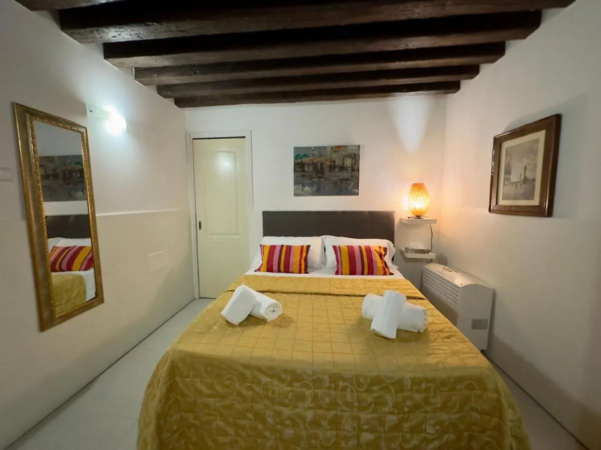 First Dream Venice Guest house