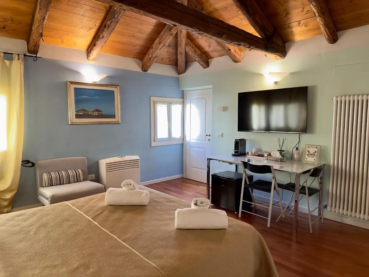First Dream Venise